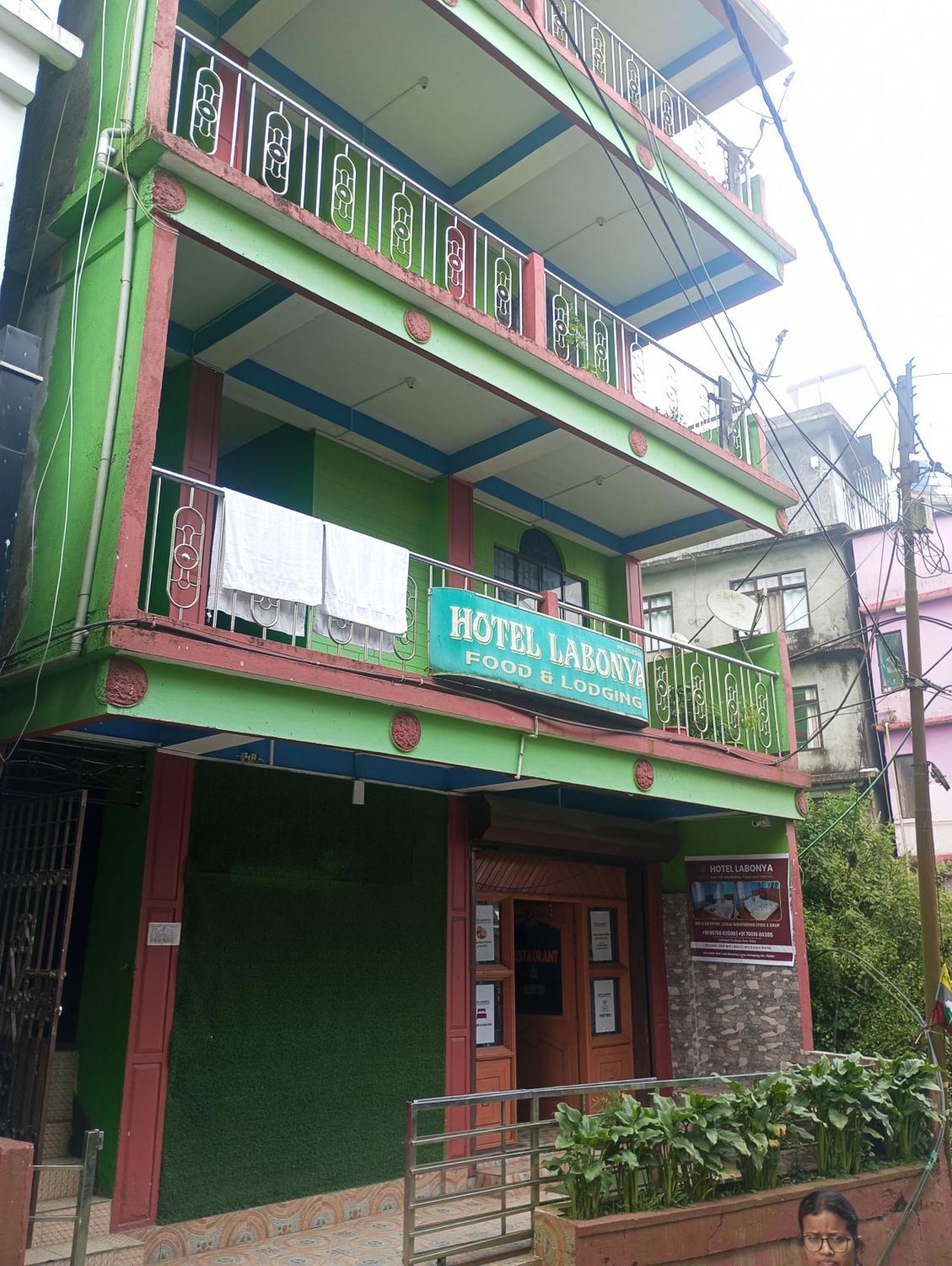 Hotel Labonya Lava Buitenkant foto